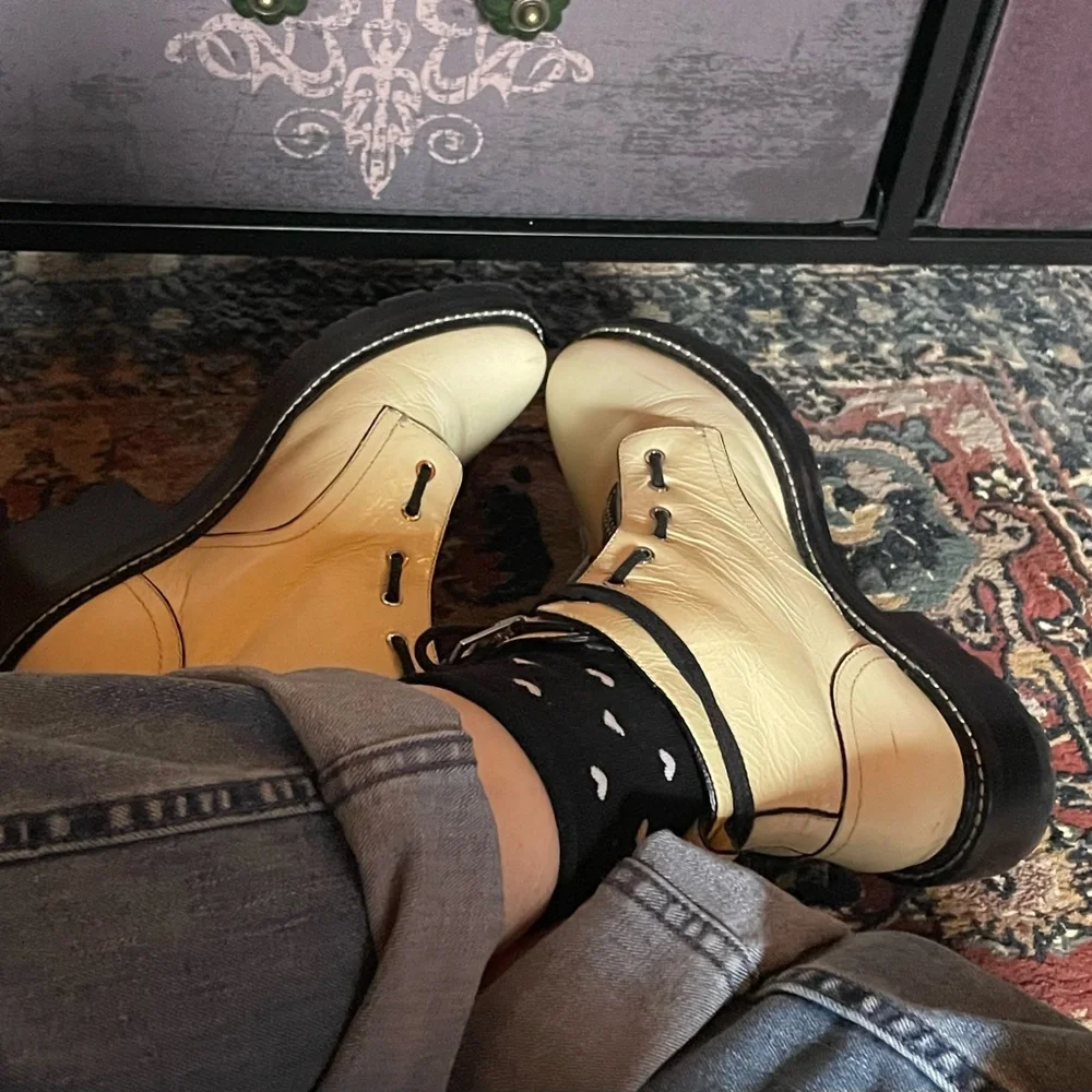 Rag & Bone Cannon Crinkle Ankle Boots - Picture 4 of 10